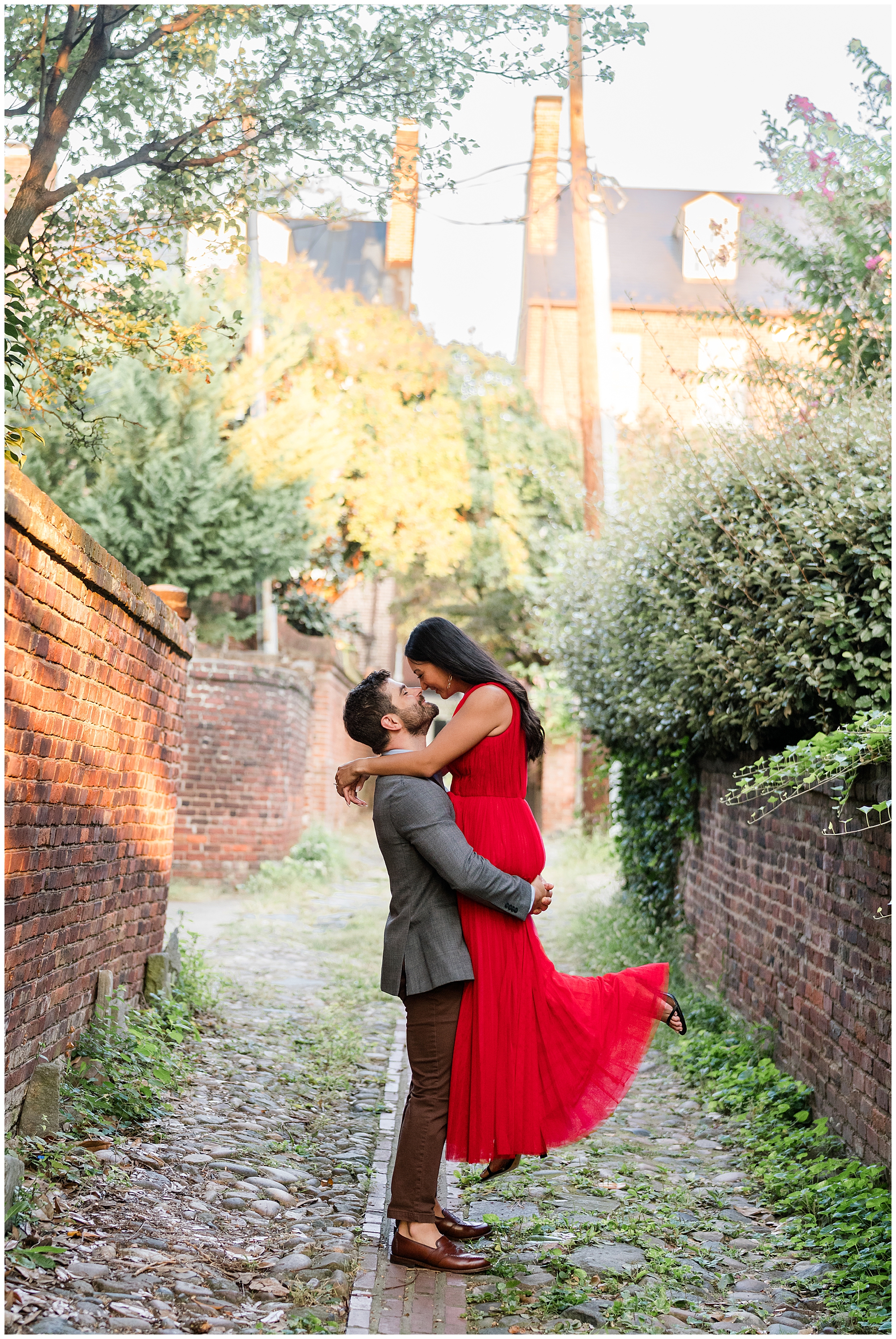 Old Town Alexandria engagement session + dogs! - Imagery by Erin